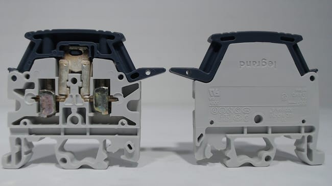 LEGRAND 039084 Клеммник Viking 4*6