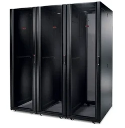 Шкаф APC AR3100